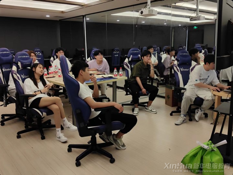 新華互聯網科技2022電競青訓營正式開營!